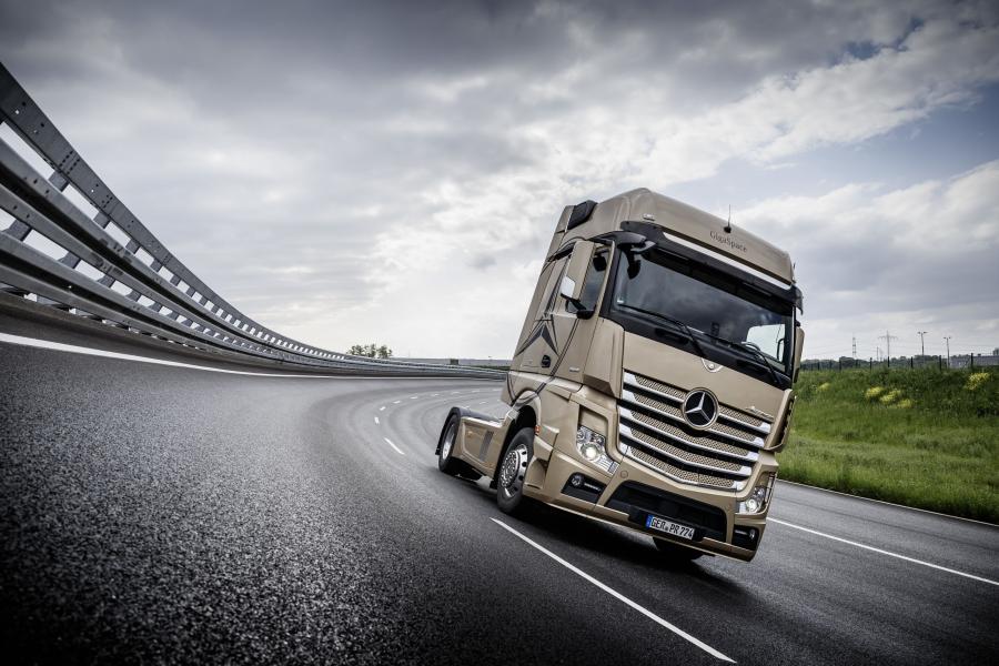  Mercedes-Benz Actros 1863 LS (Br.963) 2014 года  (фото 4 из 17)